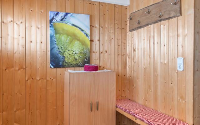 Plush Holiday Home in See im Paznauntal With Balcony