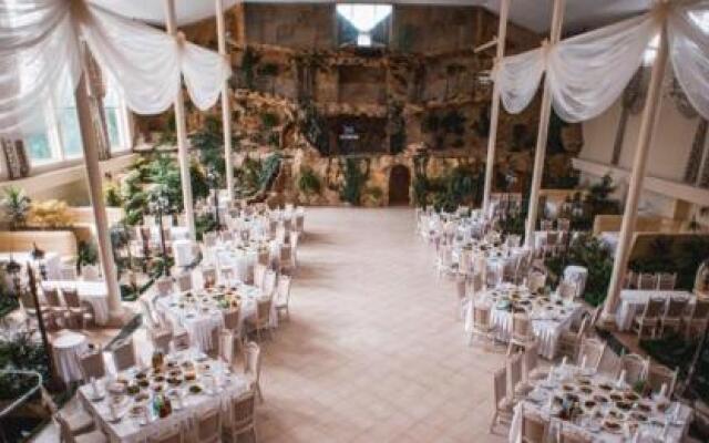 Garden Hall