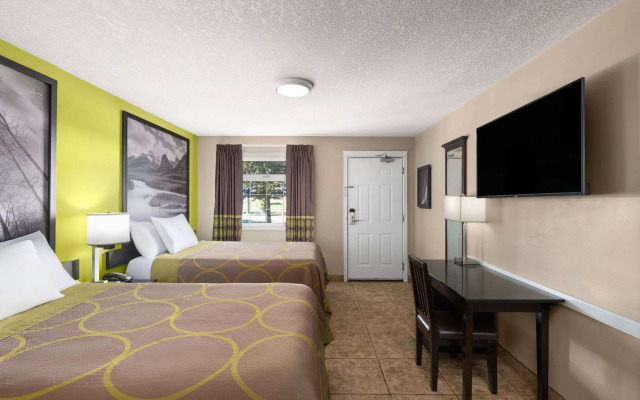 Super 8 Fort McMurray