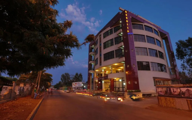 Rahnile Hotel