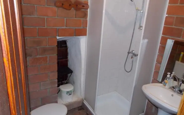 VígKend Szálló Kán