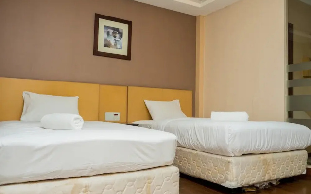 Spacious Studio Room at Grand Setiabudi Apartment