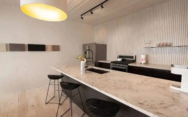 Palace Modern Residences at the Railyard