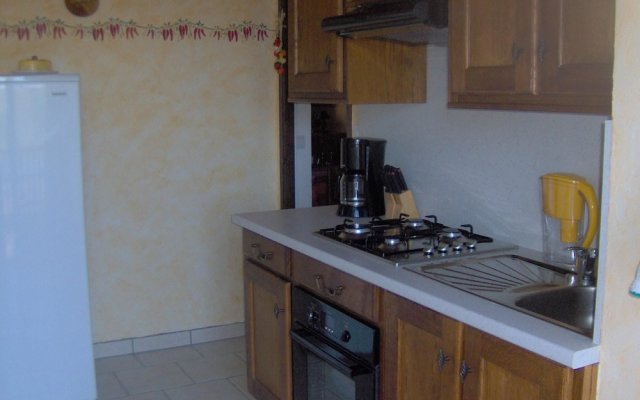Apartment With 2 Bedrooms in Saint-esteben, With Wonderful Mountain Vi