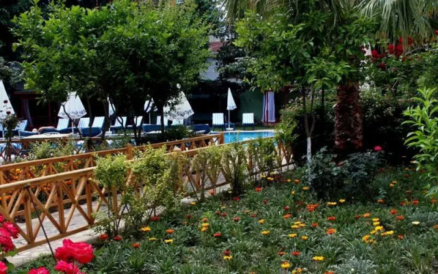 Idyros Hotel