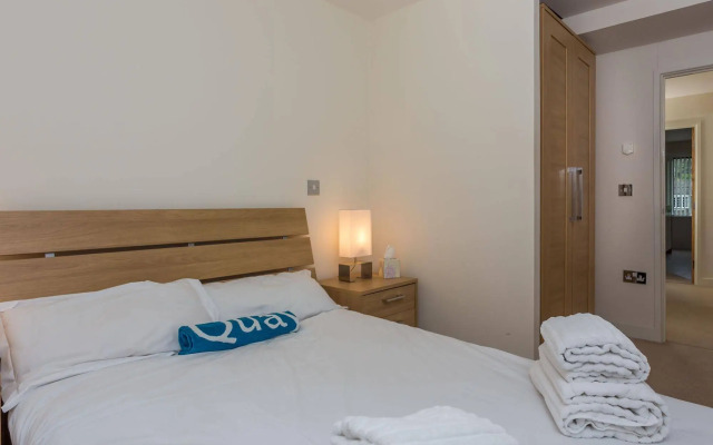 Quay Holidays - Canford Cliffs