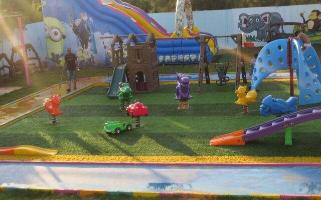 Africana Hotel & Spa