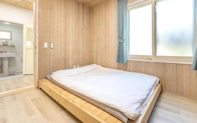 Jeju Murray Pension