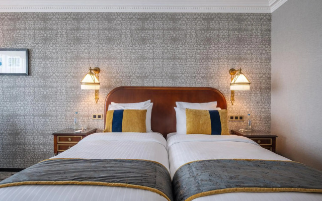 Hotel Barsey by Warwick