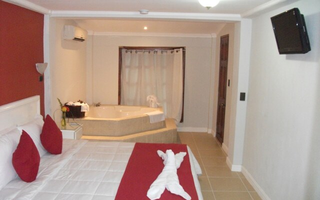 Copacabana Hotel And Suites - Adults Only
