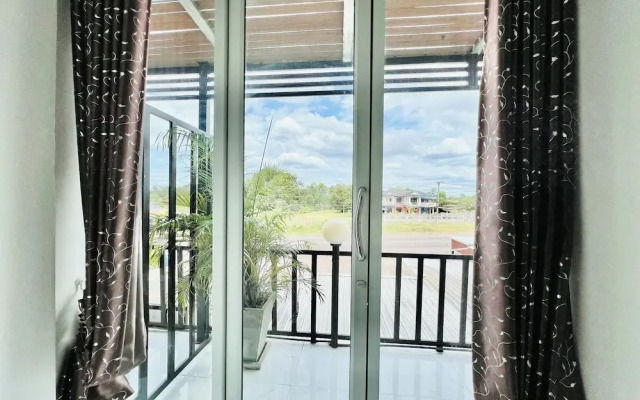 Parichat Bandung Hotel