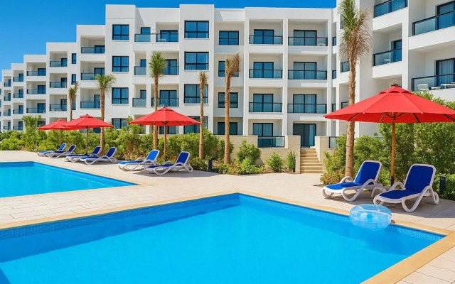 Sun-drenched Days and Relaxing Nights Porto Said