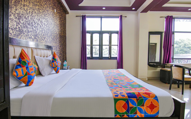 Fabhotel City Palace