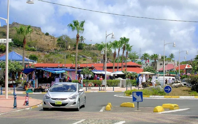 Studio Moderne, Centre Ville Marigot