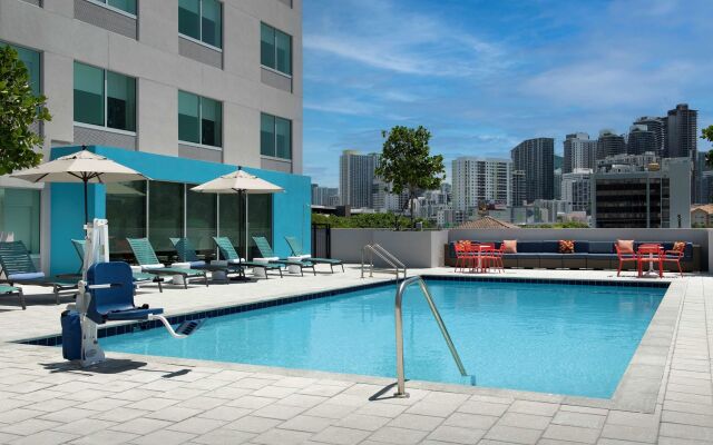 Tru by Hilton Miami West Brickell