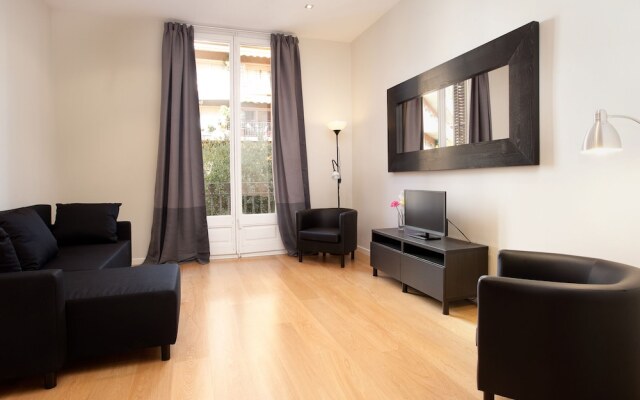 Spacious and Modern Apartment