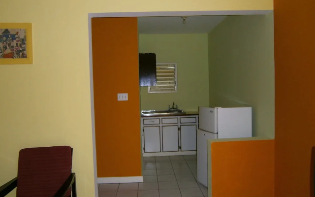 Coral Seas Beach Resort
