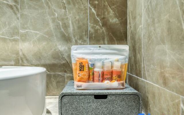 Rezen Dong Hotel (Harbin Railway Station)