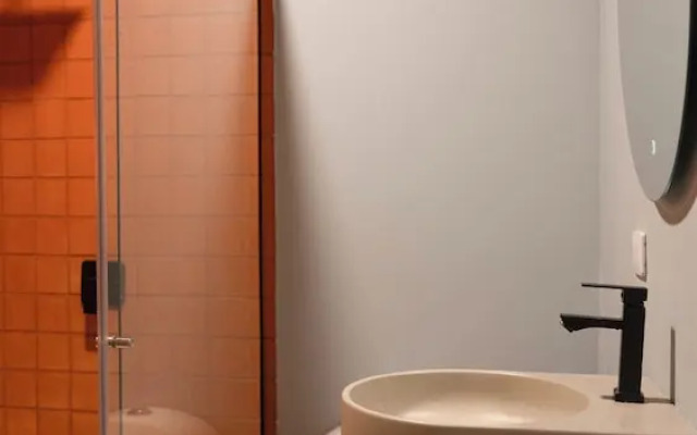 Leviu by Bernalo Hotels