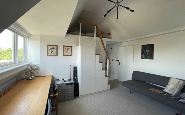 Compact & Light Studio Flat - Ladbroke Grove