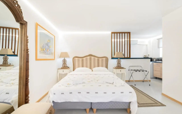 Syros village suites
