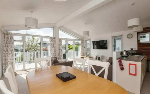 Remarkable 3-bed Lodge in Honiton