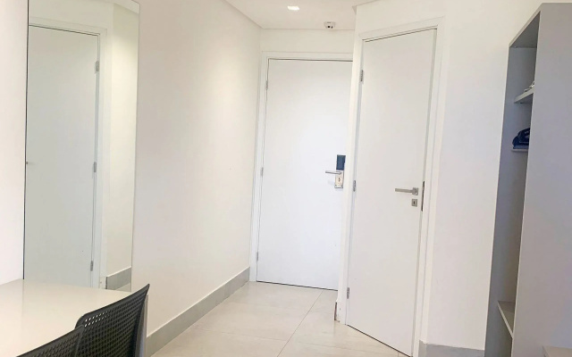 Arpoar Suites By Day By Day