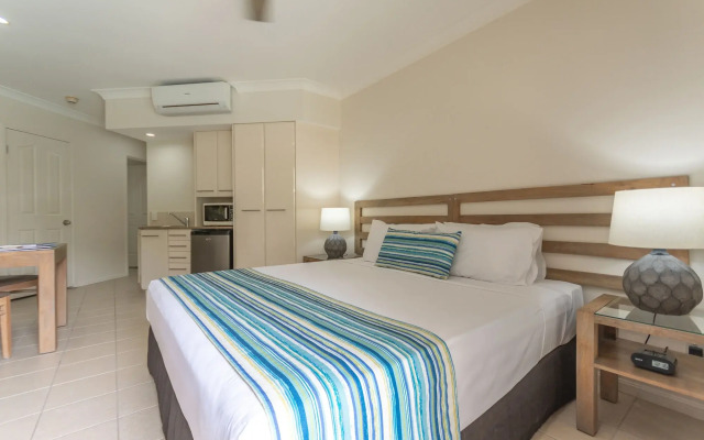 Meridian Port Douglas - Adults only