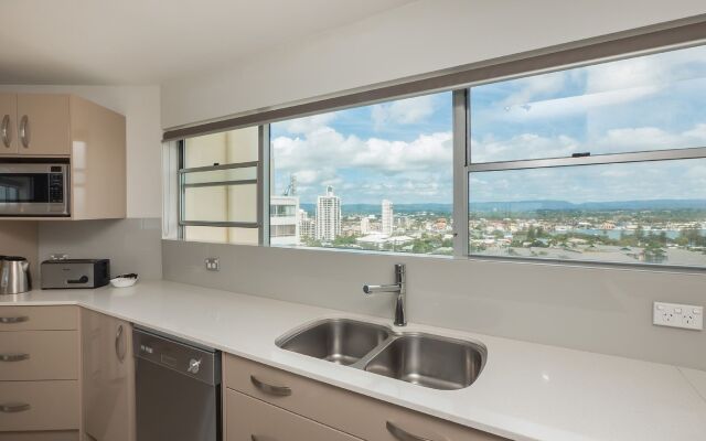 Pacific Plaza Apartments
