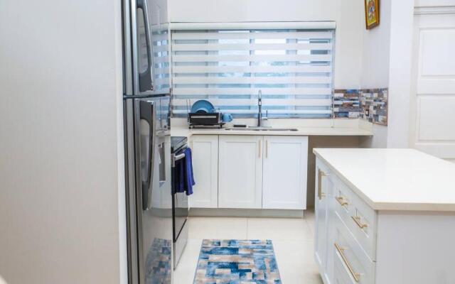 The Cozy 2Bedroom Condo