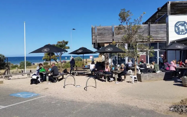 Gateway to the Surf Coast and Geelong