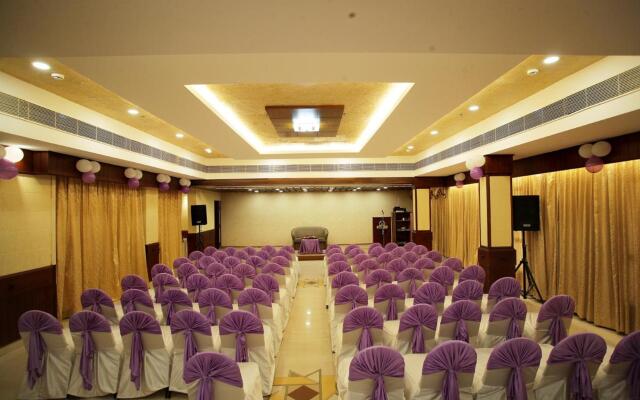 Oyo Premium Cochin Airport Extension