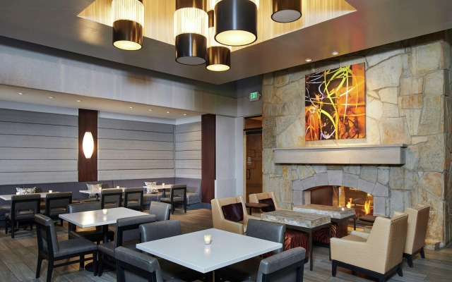 DoubleTree by Hilton Hotel Salt Lake City Airport