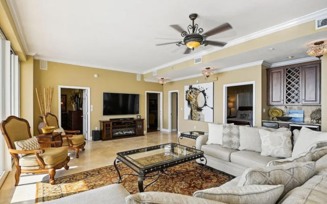 Oceania 902 - Gulf Front 3 BR - sleeps 6 3 Bedroom Condo by RedAwning