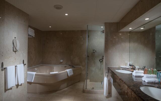 Crowne Plaza Muscat by IHG