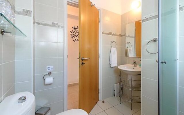 House KPAST11 Foiano della Chiana