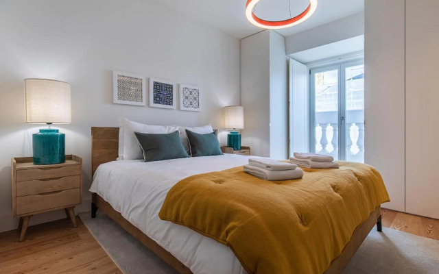 Stunning Apartment in Heart of Lisbon by LovelyStay