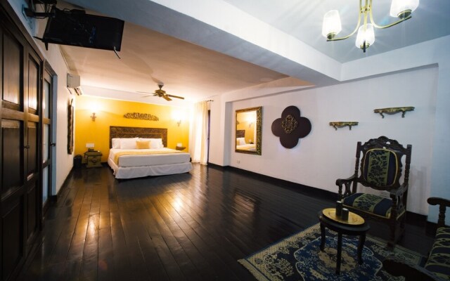 8Aps-4 Casa Antigua En El Centro Histori