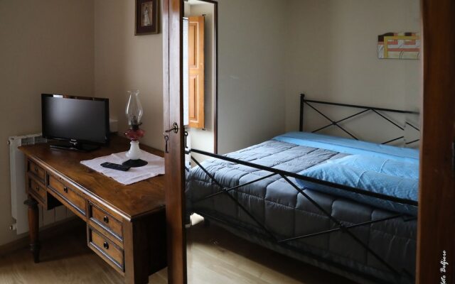 San Nicolò Holiday Home