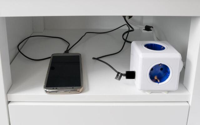 Comfortable Bed, 10 min walk to center