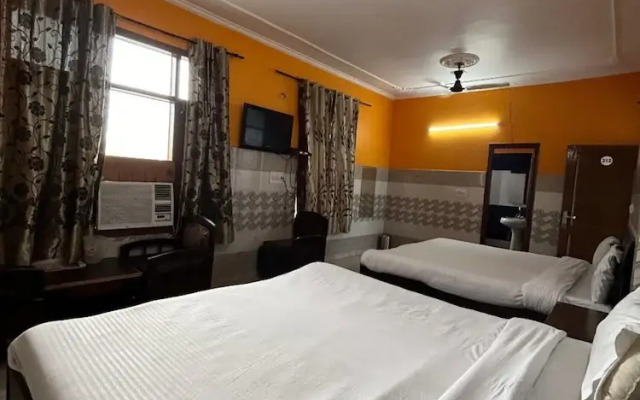 Goroomgo BK Plaza Chandigarh