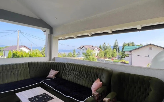 Holiday Home SL