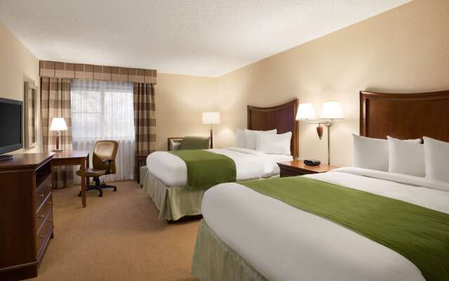 Wingate by Wyndham Lincoln Airport East I-80