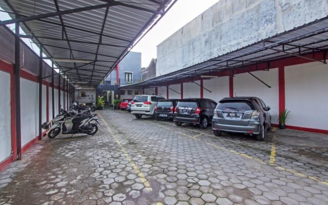 Maleo Kostel Cempaka Putih