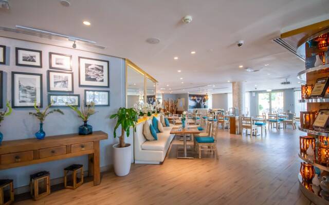 Bespoke Residences - Shoreline Al Haseer