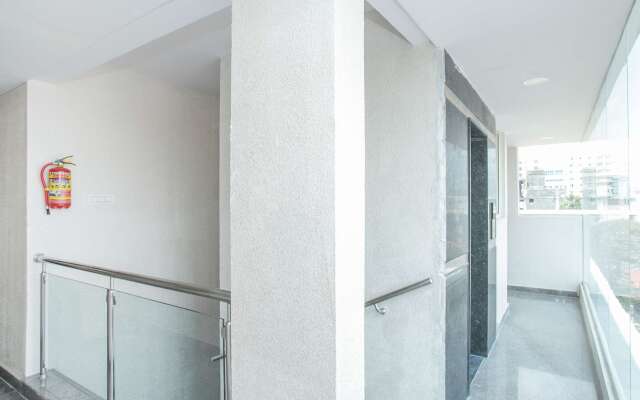OYO 10480 Hotel PMR