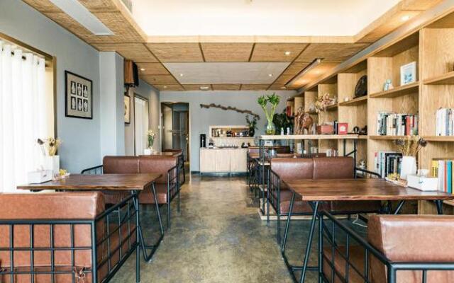 Hangzhou Xihu White Villa Hotel