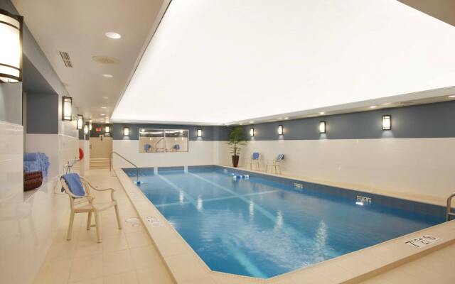 Best Western Plus Chocolate Lake Hotel