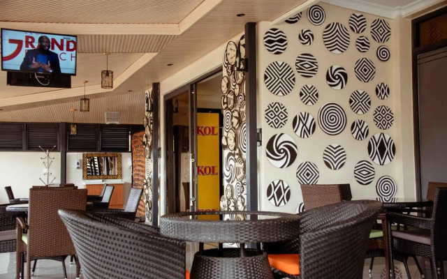 Urban Park Suites