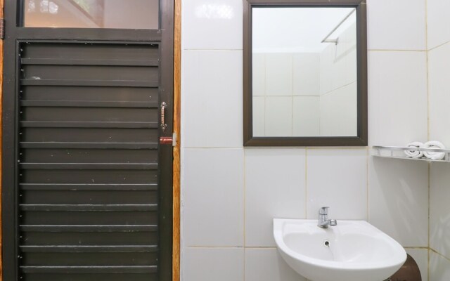 Men Bebas Residence by OYO Rooms